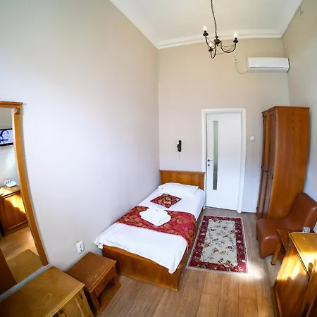 Отель Transilvania 3*